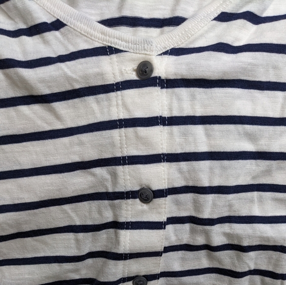 NWT Old Navy Button-Down Striped Tee, XL - Picture 2 of 5